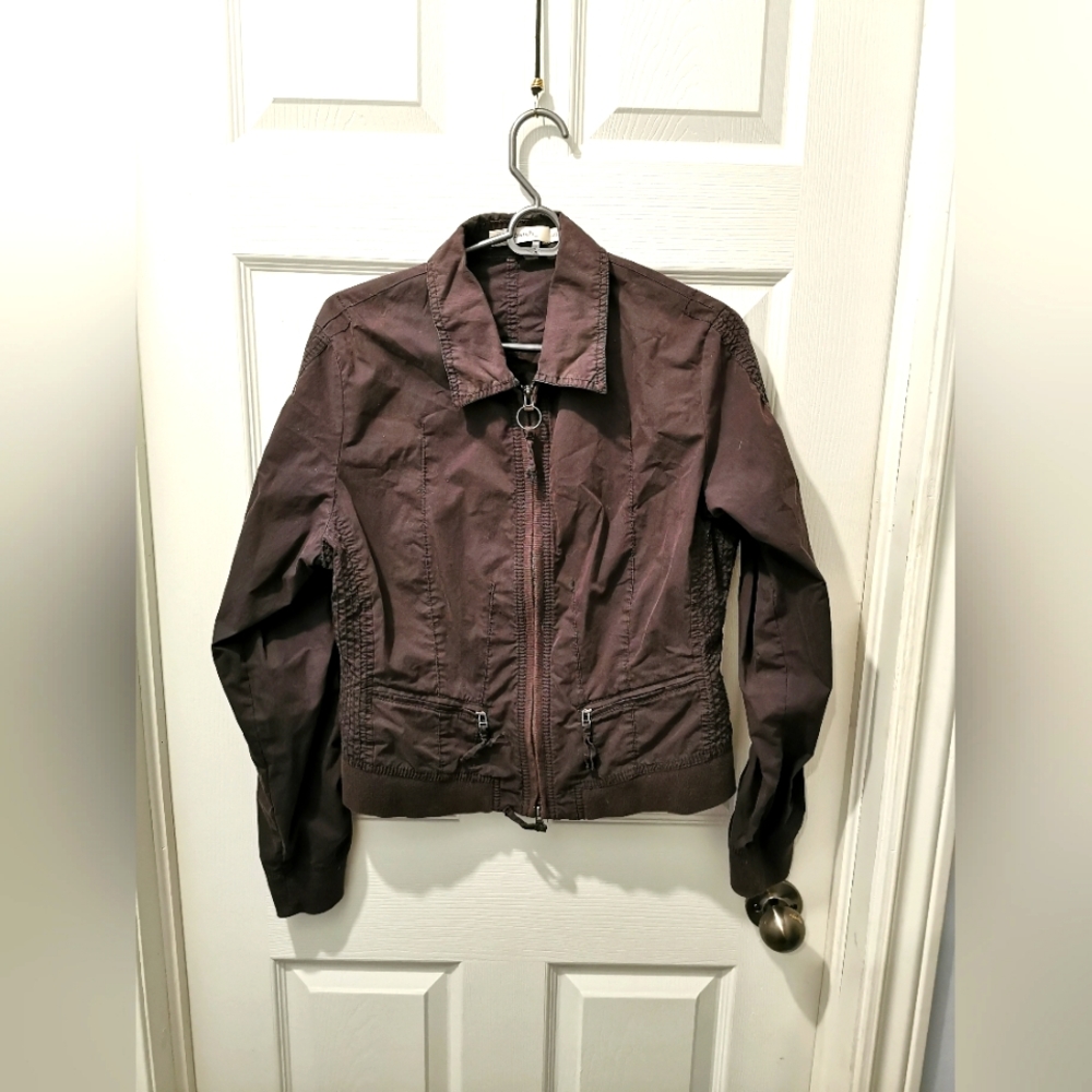 Sandwich_ Lightweight Zipup Coat